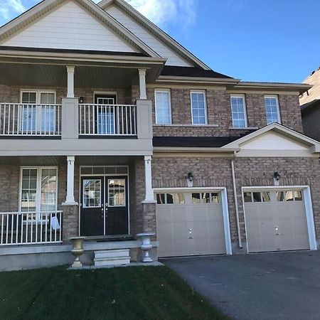 Entire Basement With 3 Bedrooms Niagara-Fälle Exterior foto