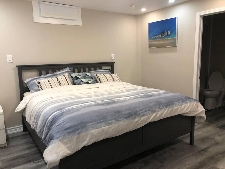 Entire Basement With 3 Bedrooms Niagara-Fälle Exterior foto